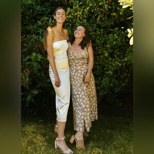 Lulu’s Brown Floral Cross-back Dress